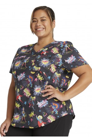 Tuckable V-Neck Print Top in Girls Have The Power - TF739 DMHP